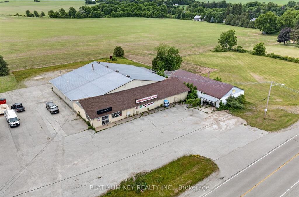Commercial! 7291 Arkona Road – $825,000 or lease $6.00 sqftnet